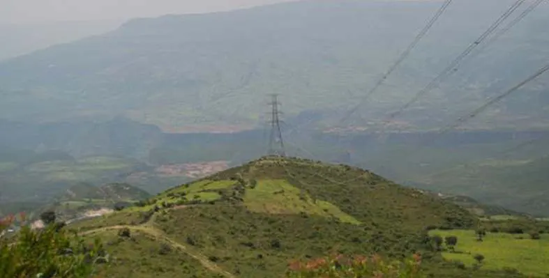 A powerline going off into the distance.